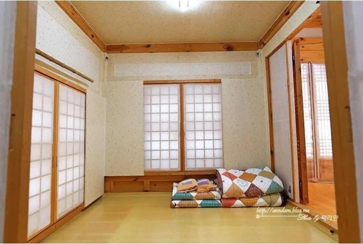Dobong Seodang Gyeongju Luaran gambar