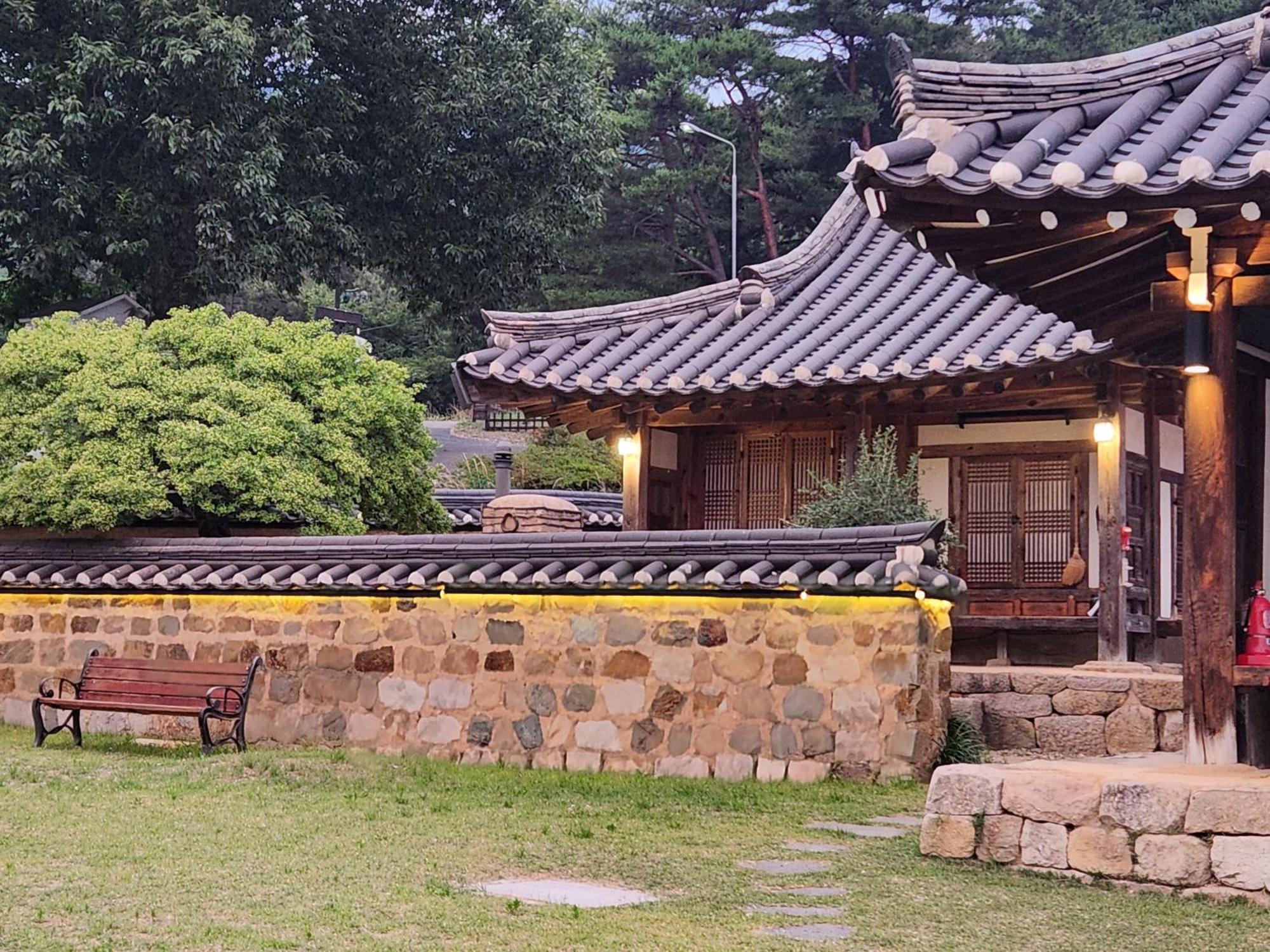 Dobong Seodang Gyeongju Luaran gambar