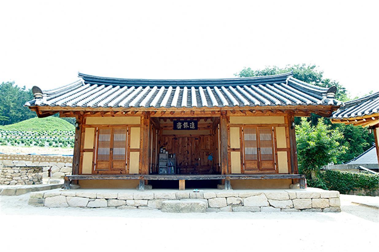 Dobong Seodang Gyeongju Luaran gambar